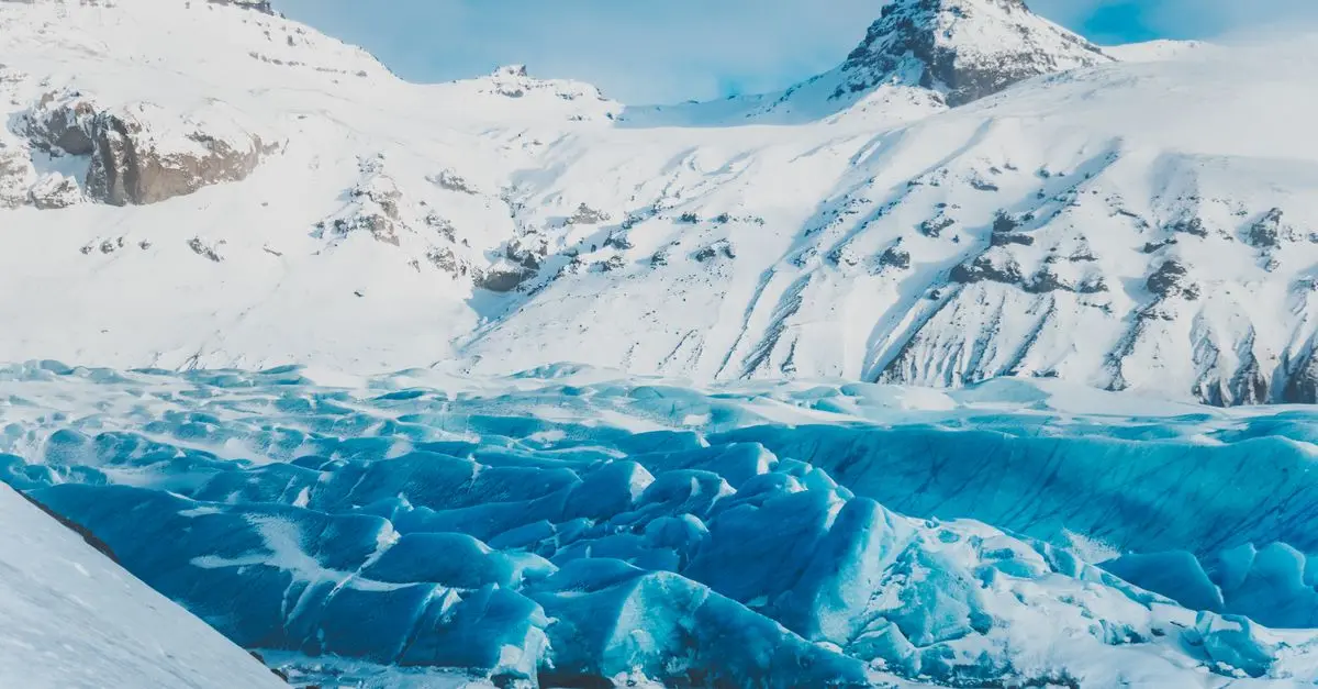 Comprendre l'impact des glaciers sur la géographie