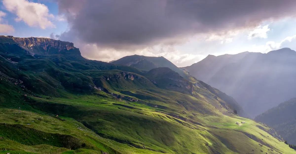 10 Destinations Géographiques Incontournables à Explorer
