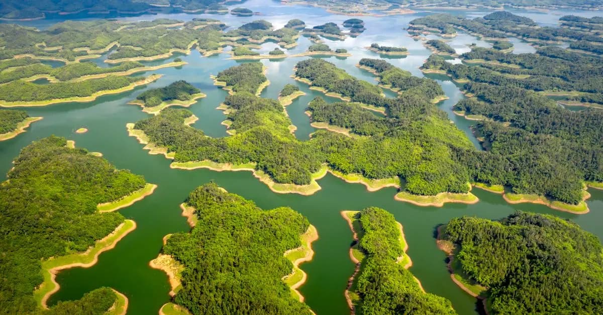 À la découverte de la géographie des îles mystérieuses