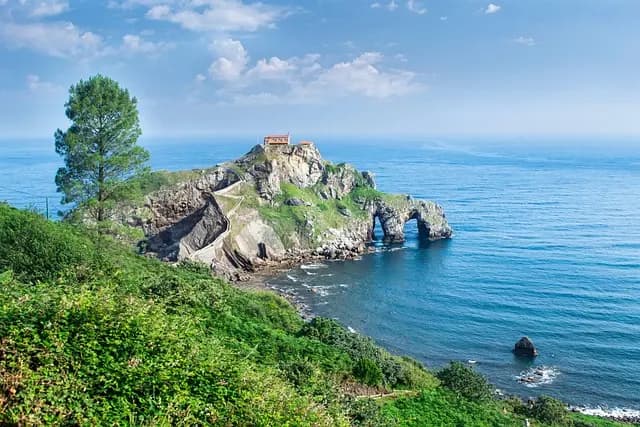 Les mystères des îles inexplorées à découvrir