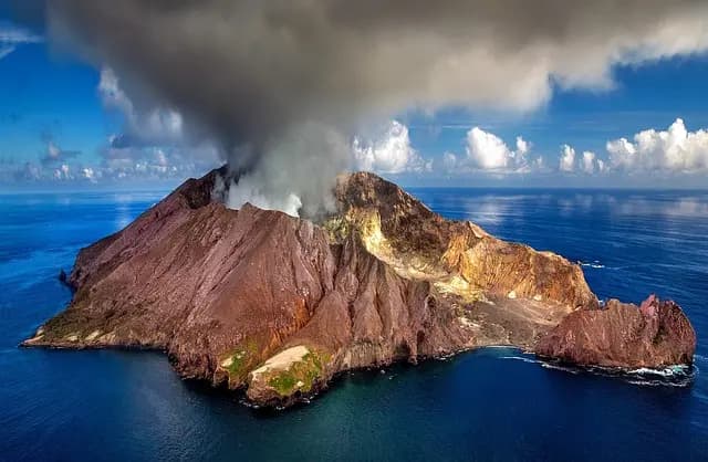 Comment les volcans influencent la géographie locale
